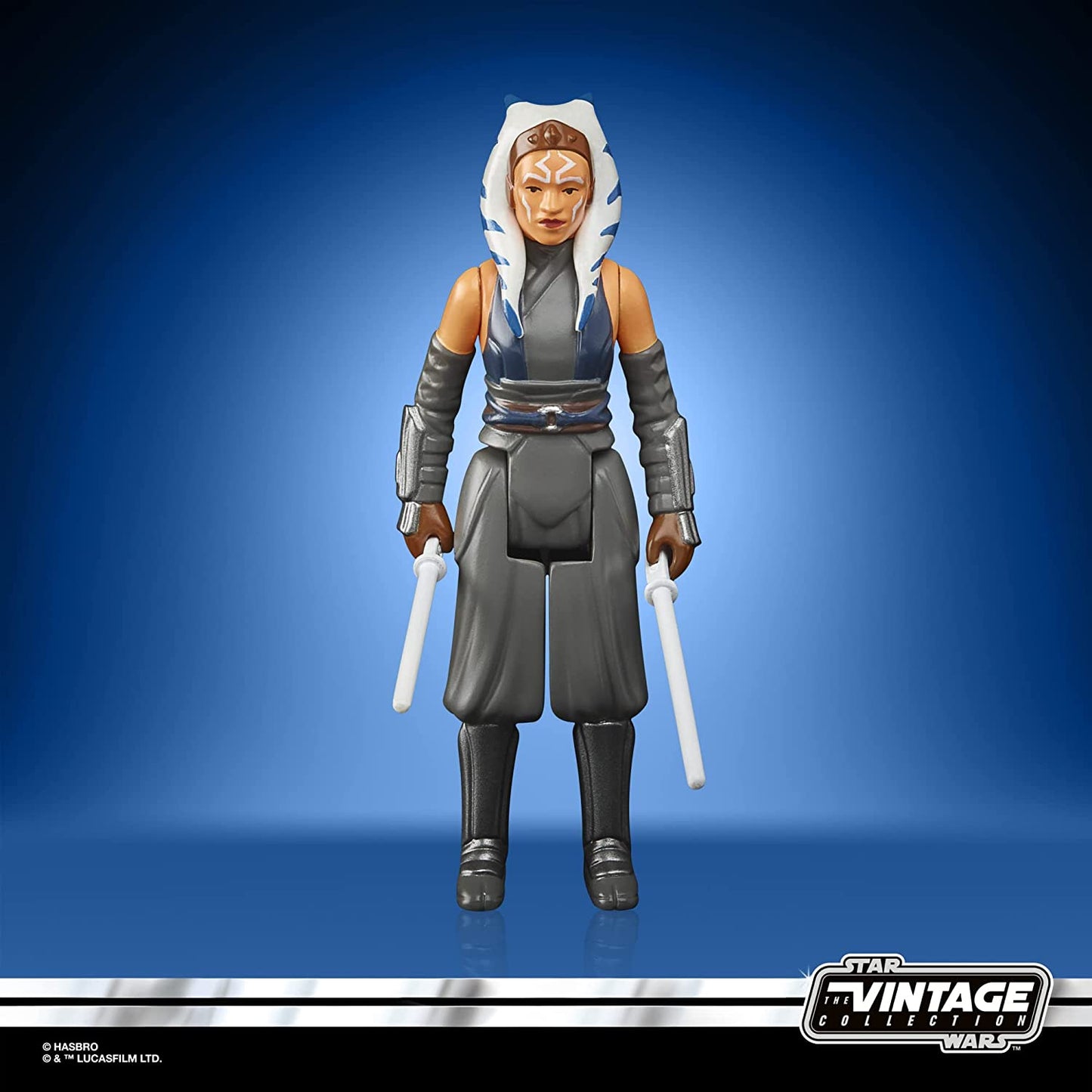 Star Wars Retro Collection The Mandalorian Ahsoka Tano Action Figure